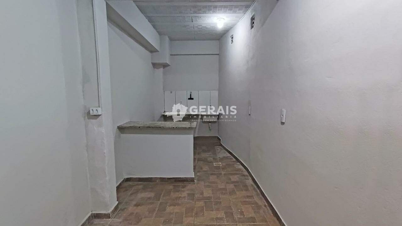 Kitnet para aluguel no CENTRO: 03- SALA