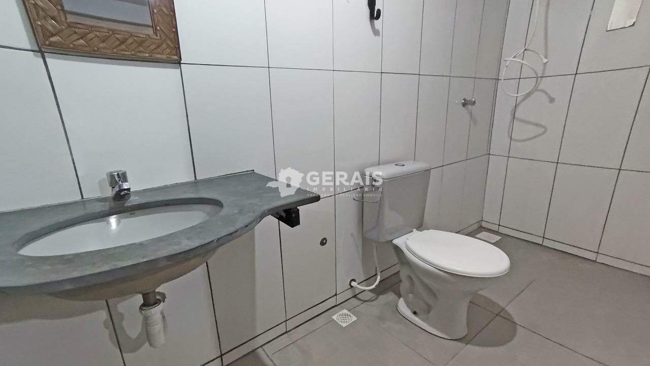 Kitnet para aluguel no CENTRO: 06- BANHO SUÍTE