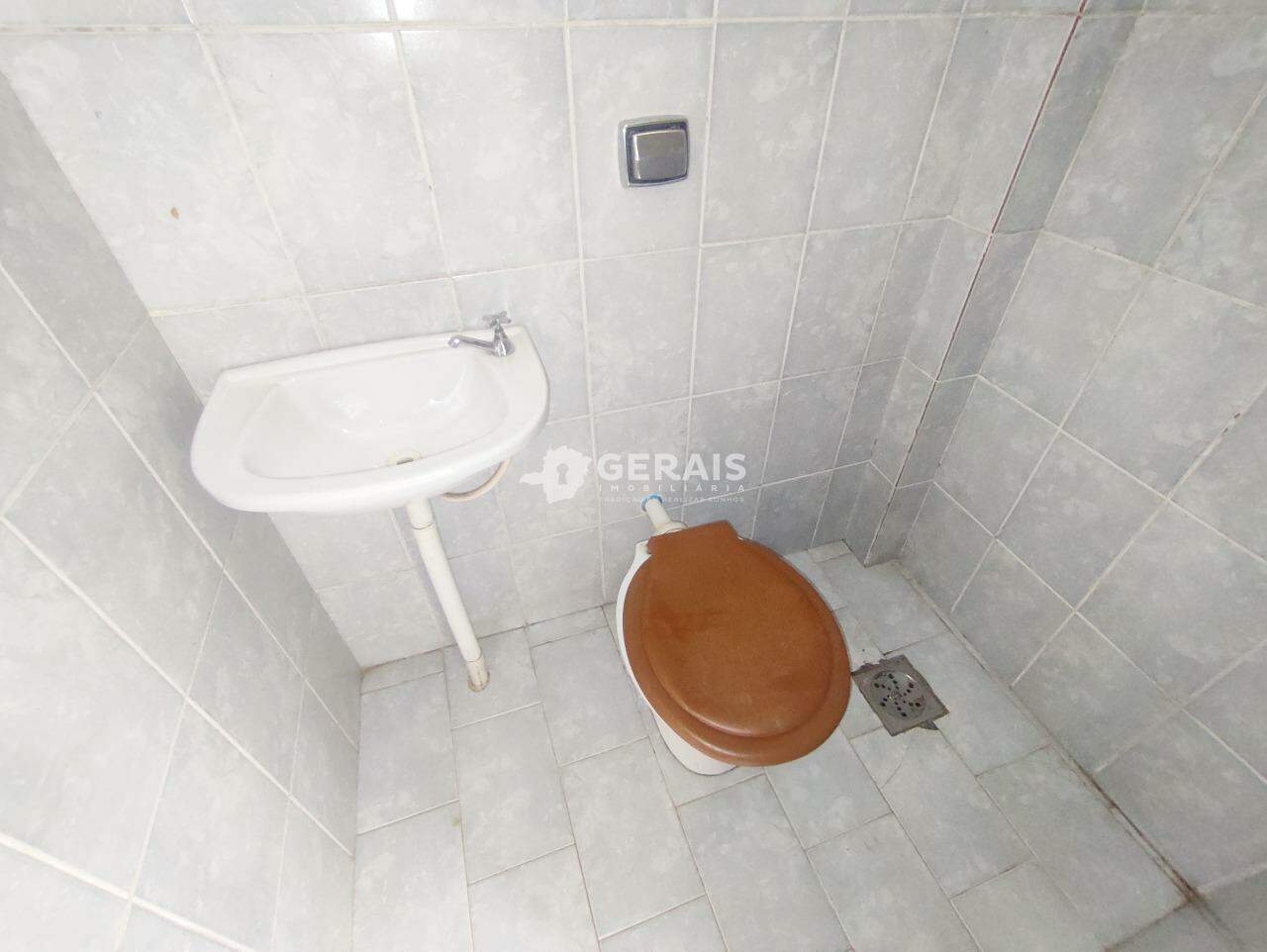 Apartamento para aluguel no SANTA CLARA: 09 - BANHEIRO EXTERNO