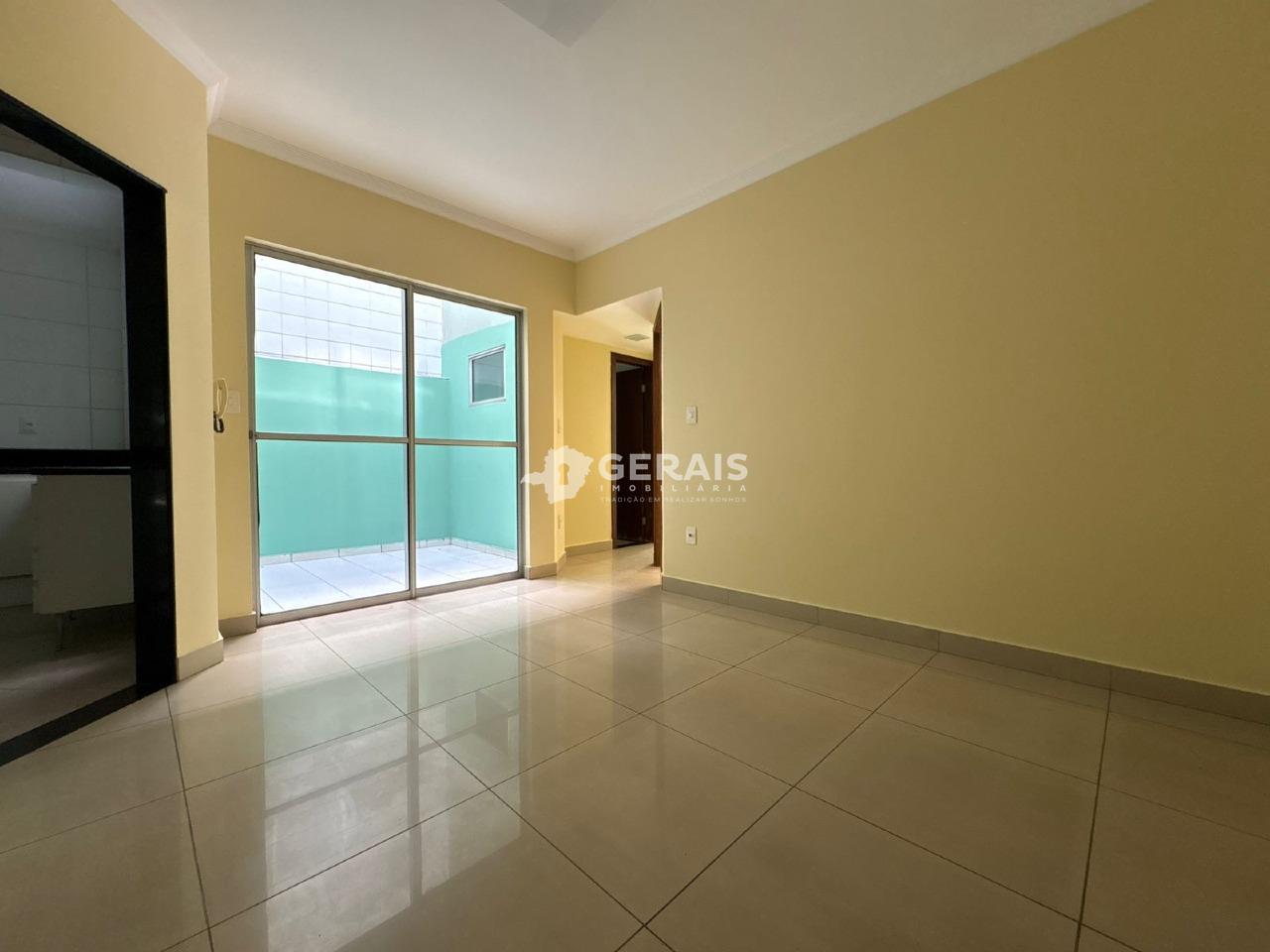 Apartamento para aluguel no CENTRO: 03 - SALA