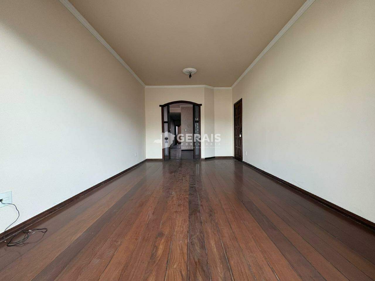 Apartamento para aluguel no SANTA CLARA: 03- SALA