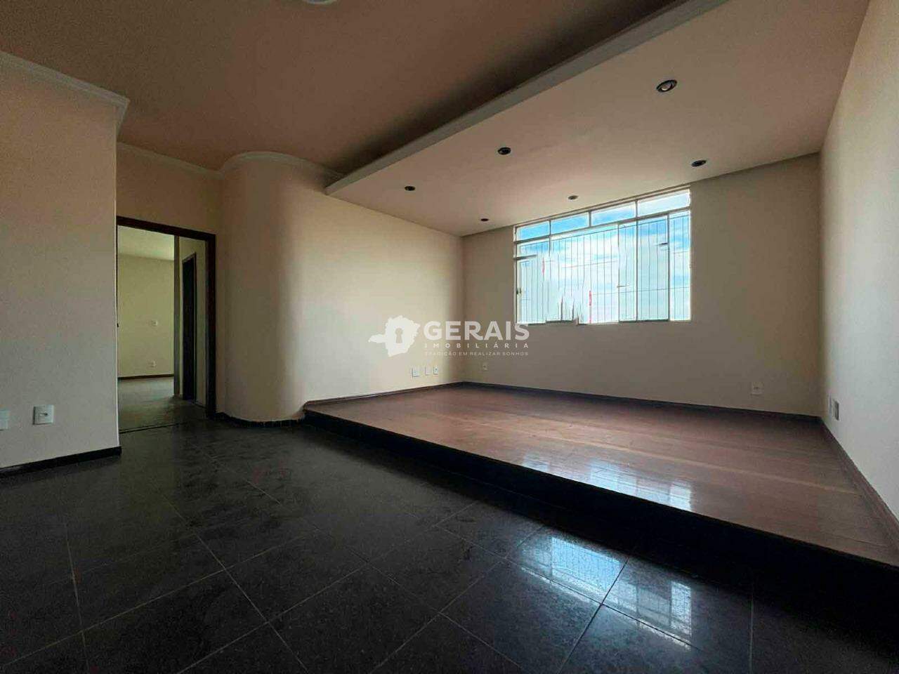 Apartamento para aluguel no SANTA CLARA: 06- SALA