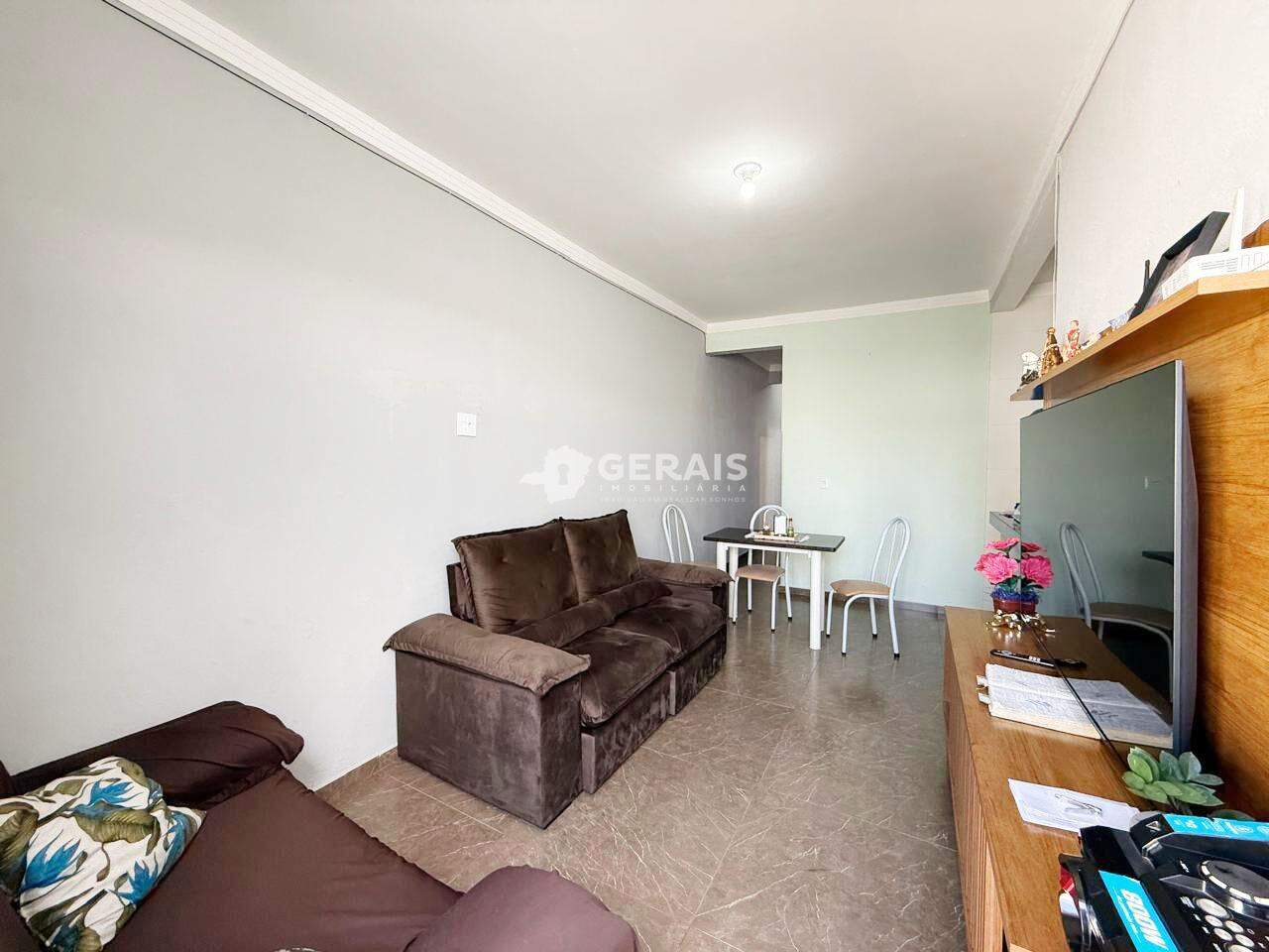 Apartamento à venda no SANTA ROSA: 02- SALA