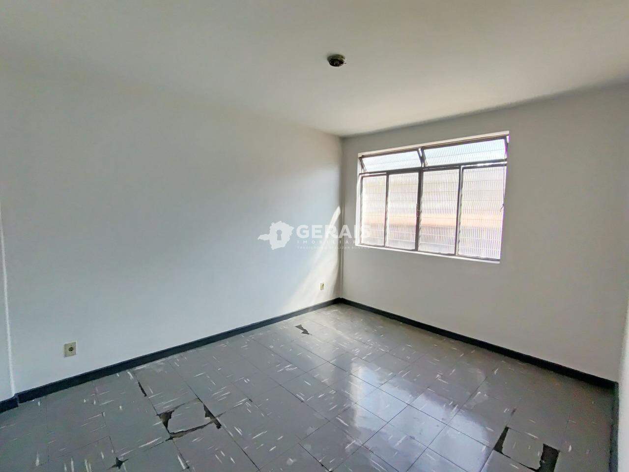 Apartamento para aluguel no BOM PASTOR: 05- QUARTO 02