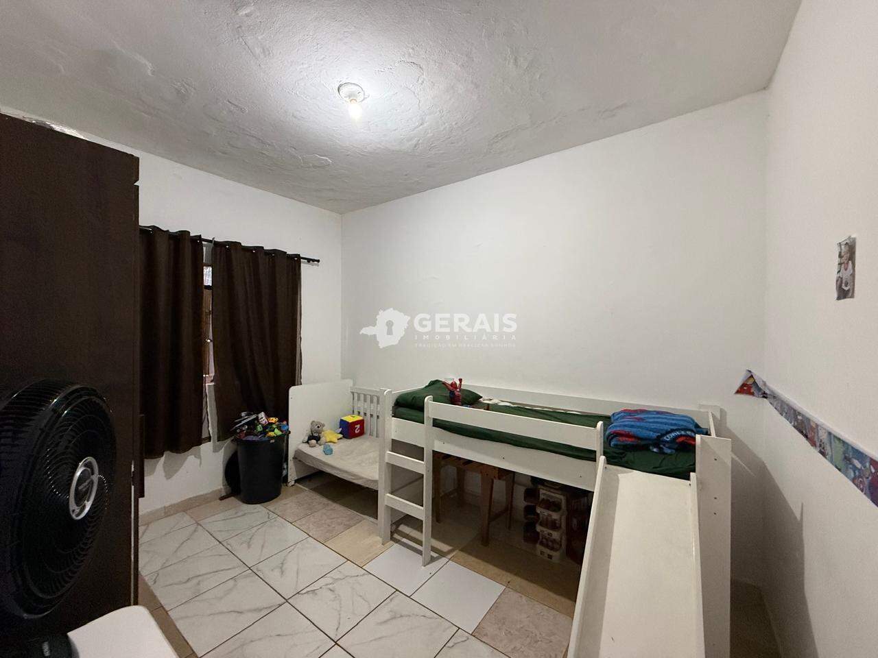 Casa à venda no DAS OLIVEIRAS: 06- QUARTO 01