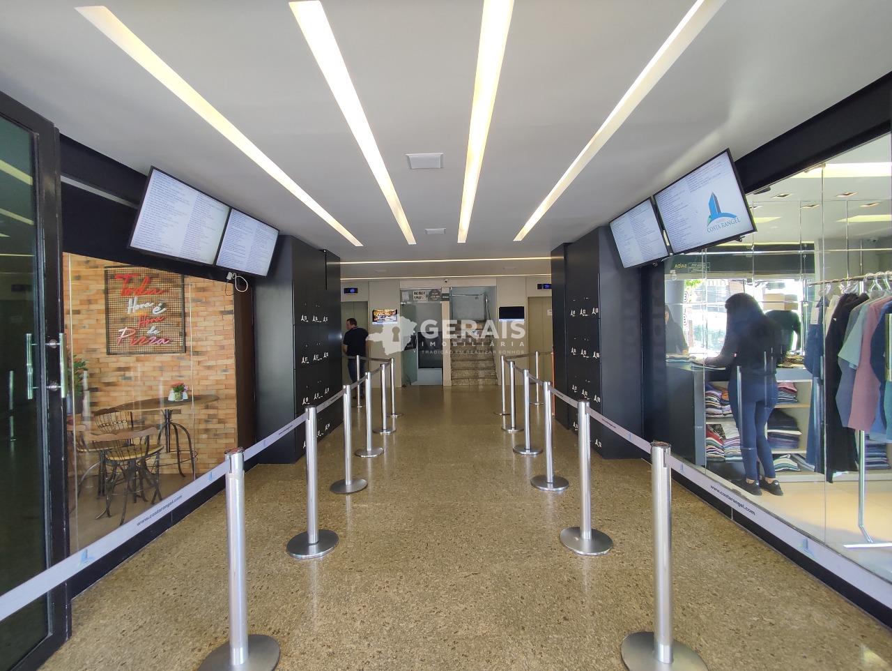 Sala para aluguel no CENTRO: 07- HALL DE ENTRADA