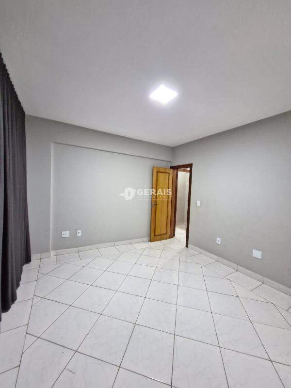 Apartamento à venda no CATALÃO: 09 - QUARTO 01