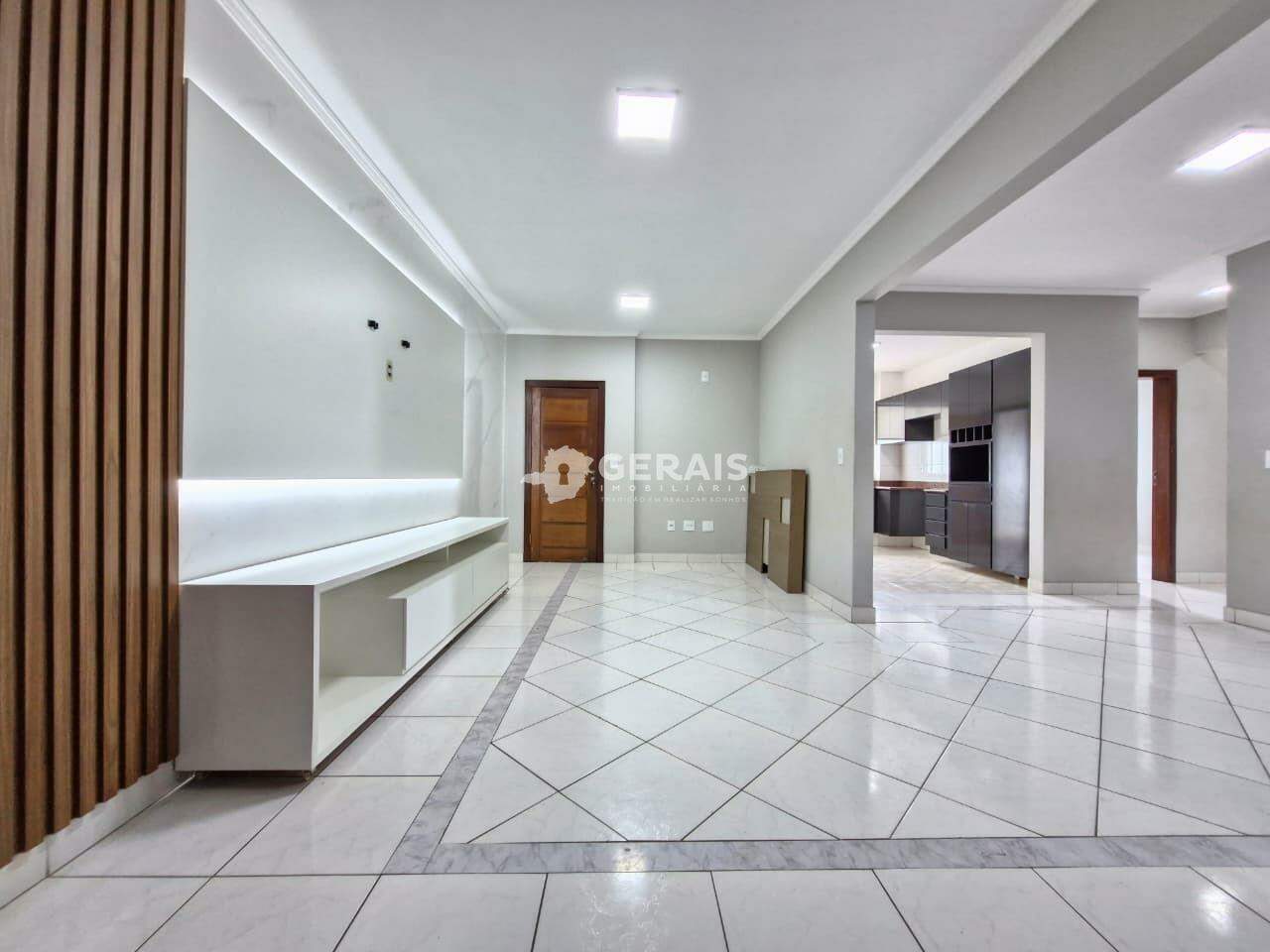 Apartamento à venda no CATALÃO: 04 - SALA