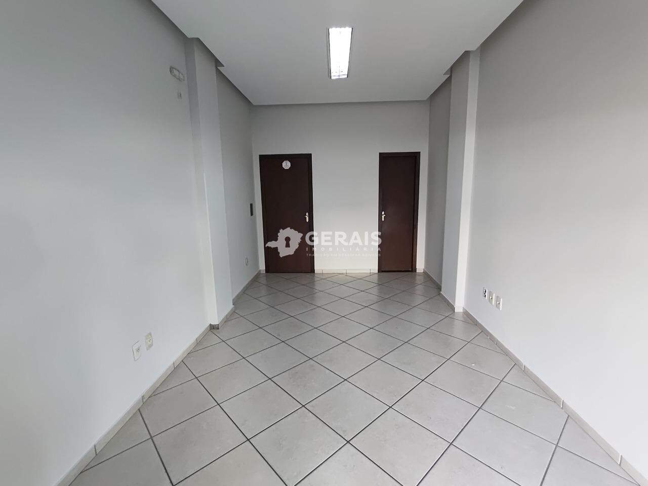 Loja para aluguel no NITERÓI: 03 - LOJA