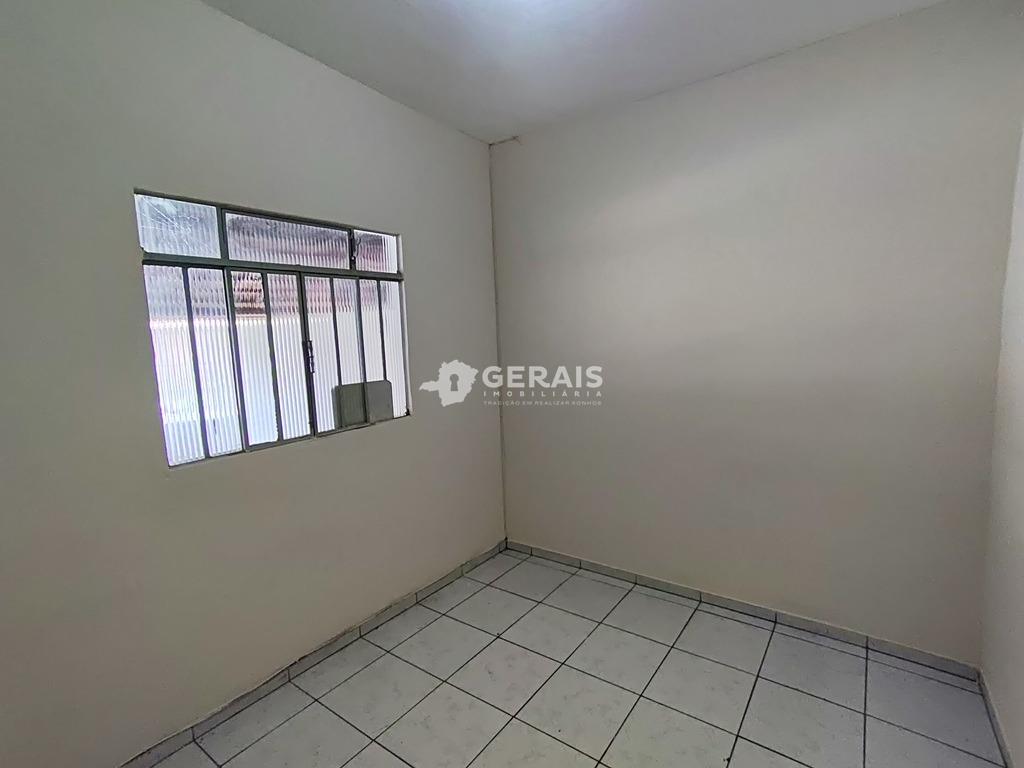 Casa para aluguel no ESPLANADA: 05 - QUARTO 01