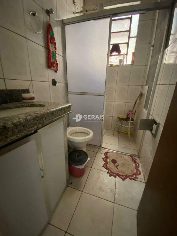 Casa à venda no DANILO PASSOS: 09 - BANHO SOCIAL