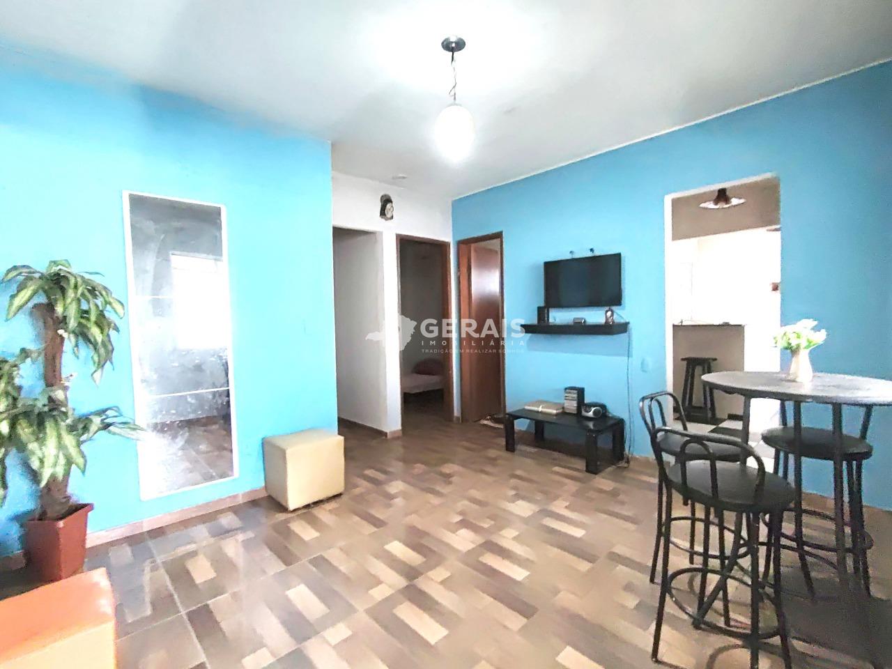 Casa à venda no CONJUNTO HABITACIONAL DOM CRISTIANO: 03- SALA