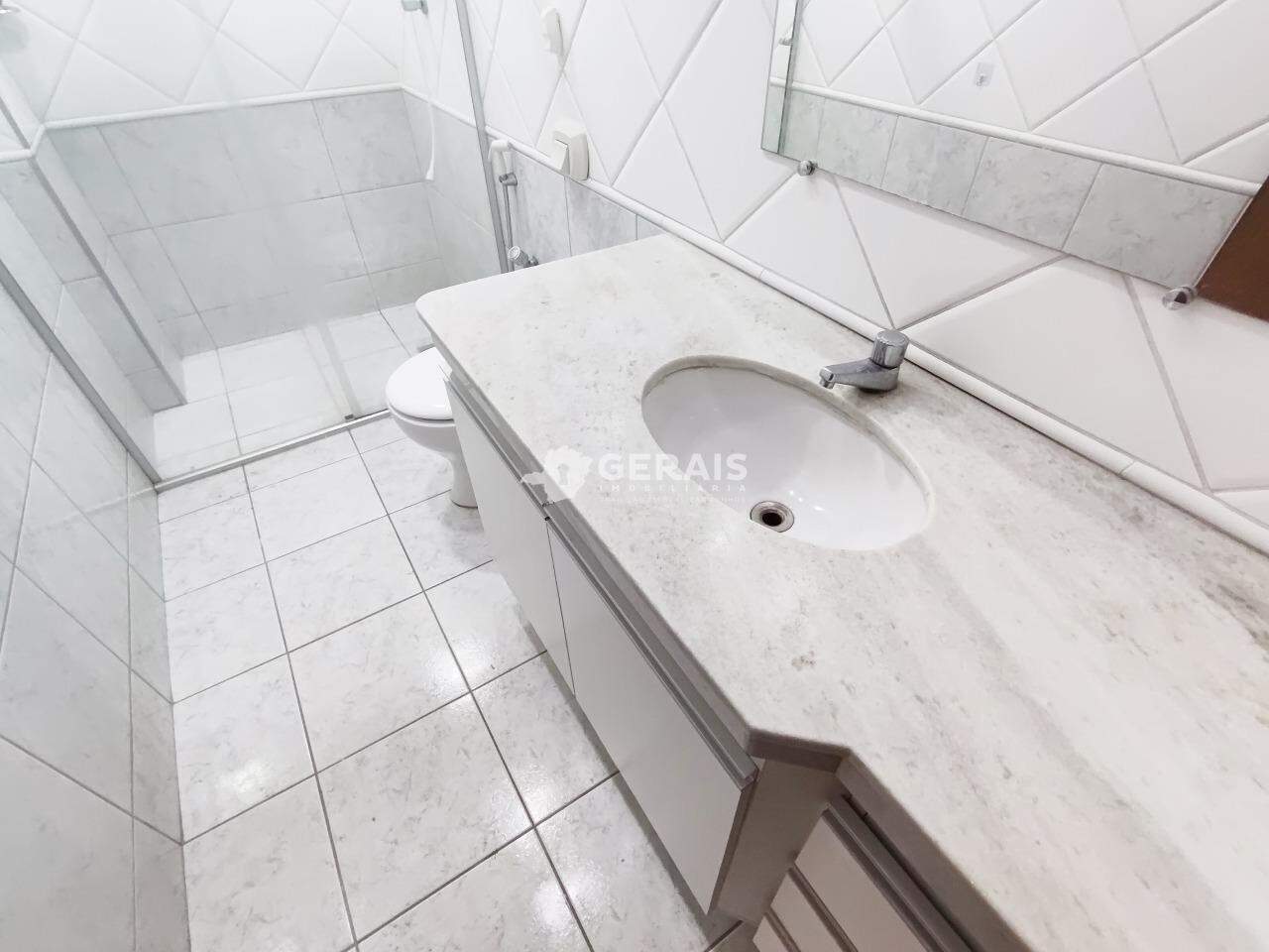 Apartamento para aluguel no SÃO SEBASTIÃO: 09 - BANHO SOCIAL