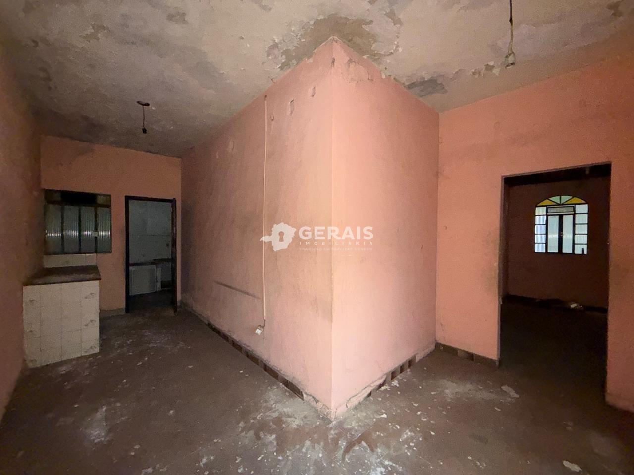 Casa à venda no DANILO PASSOS: 08- ÁREA DE SERVIÇO
