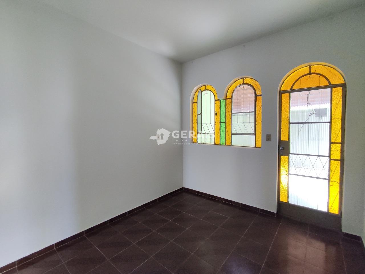 Casa para aluguel no SÃO ROQUE: 03- SALA