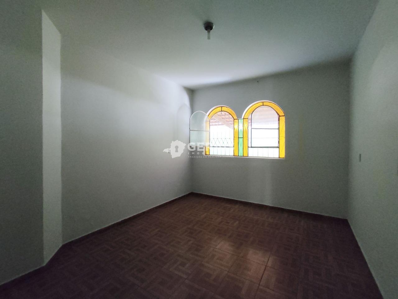 Casa para aluguel no SÃO ROQUE: 08- QUARTO SUÍTE