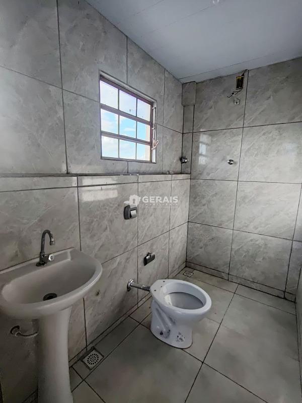 Kitnet para aluguel no SÃO JOSÉ: 05- BANHO SOCIAL