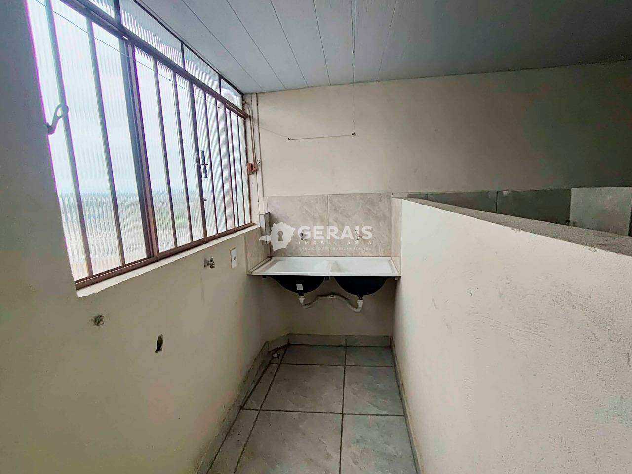 Apartamento para aluguel no SÃO JOSÉ: 08- ÁREA DE SERVIÇO