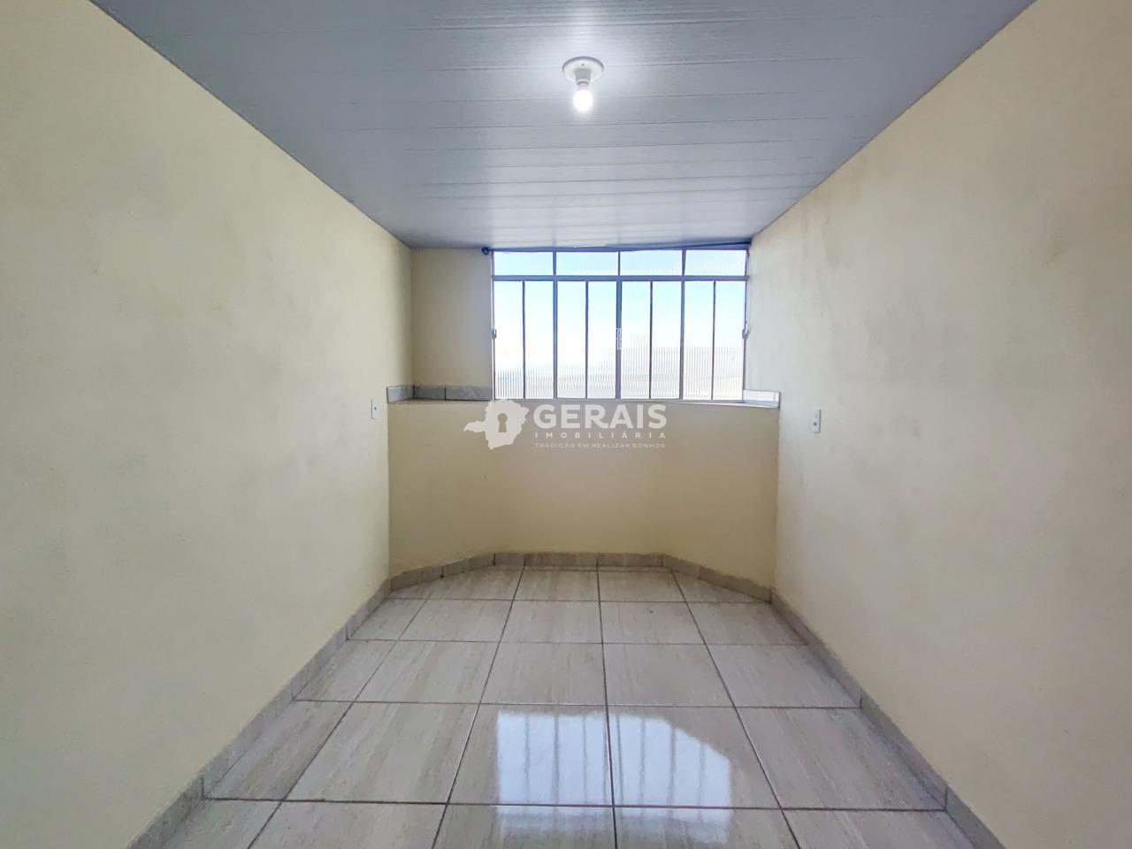 Apartamento para aluguel no SÃO JOSÉ: 05- QUARTO 01