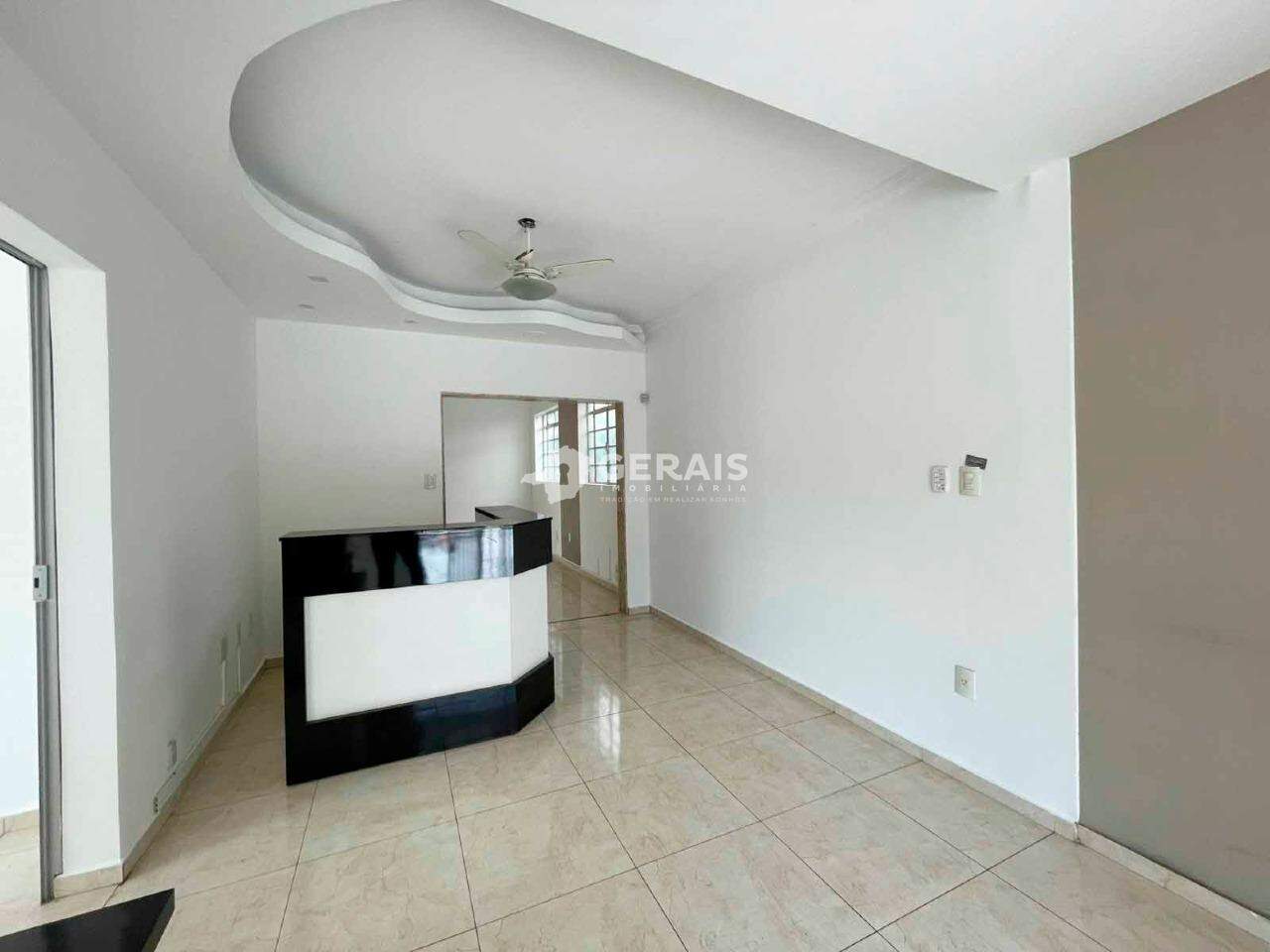 Casa para aluguel no CENTRO: 03- SALA