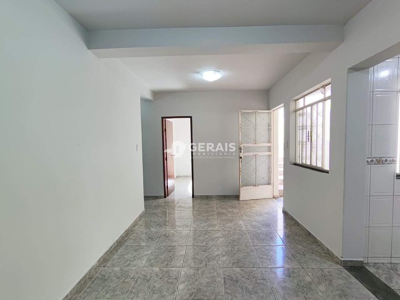 Casa para aluguel no BOM PASTOR: 04- SALA