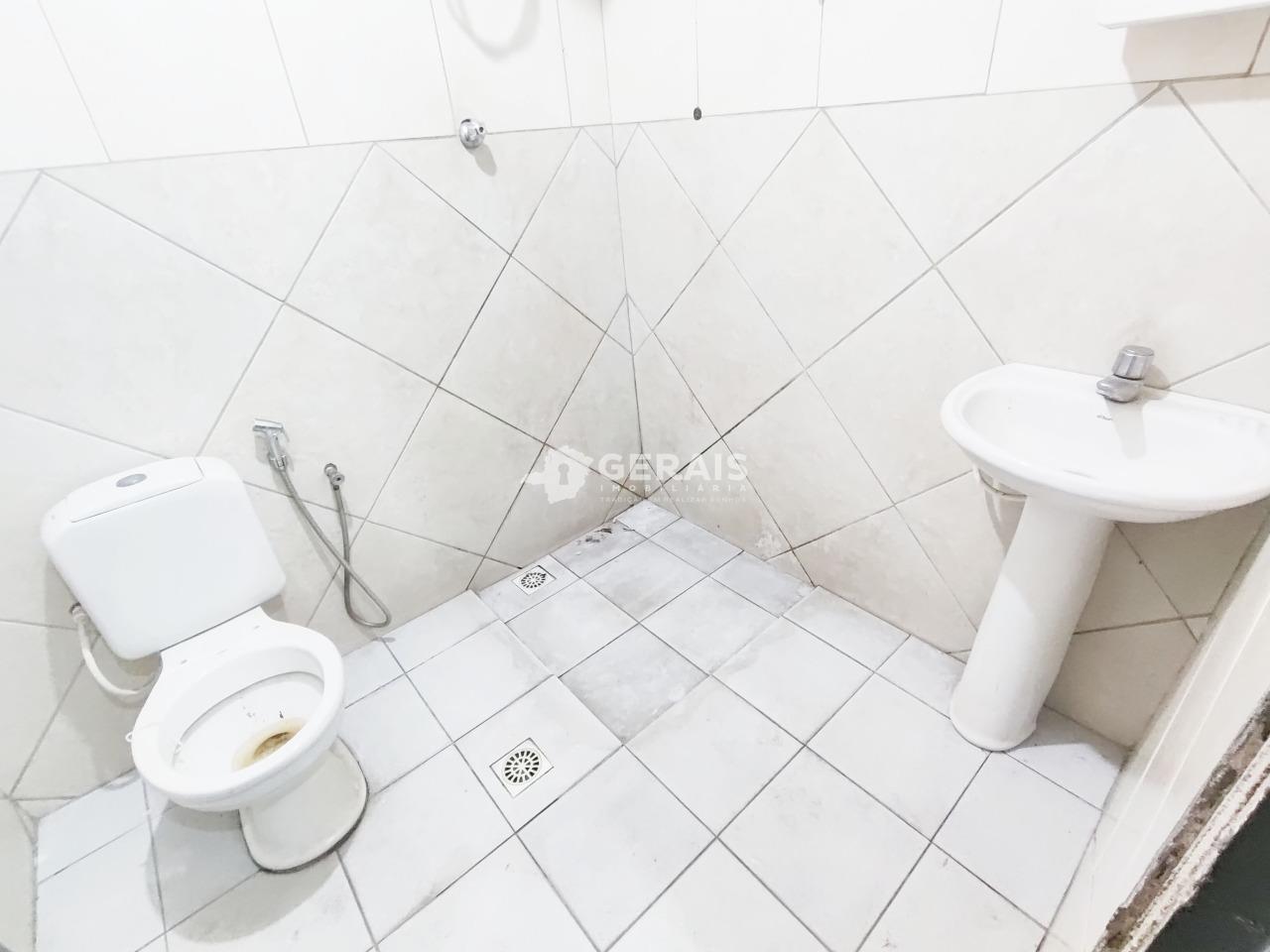 Casa para aluguel no ORION: 08- BANHO SOCIAL