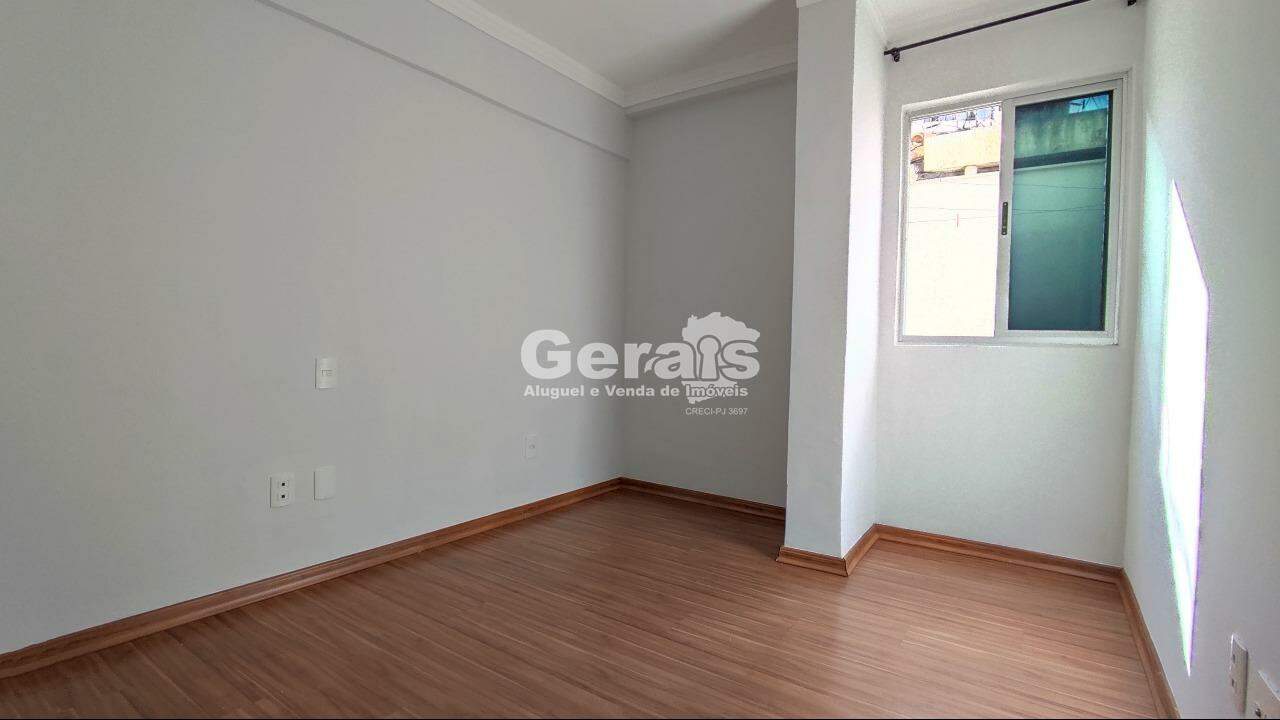 Apartamento à venda no CENTRO: 08 - QUARTO 01