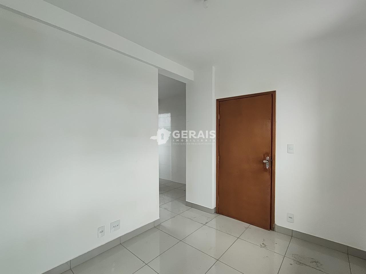Apartamento para aluguel no IPIRANGA: 04- SALA