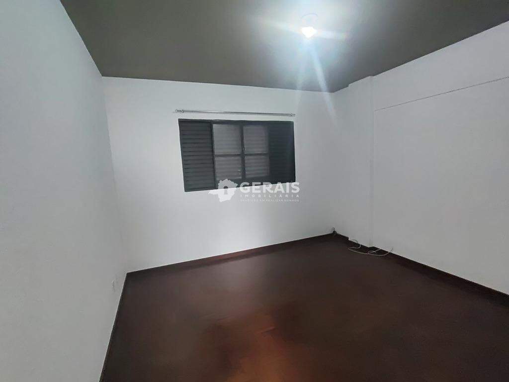 Apartamento para aluguel no CENTRO: 03- SALA