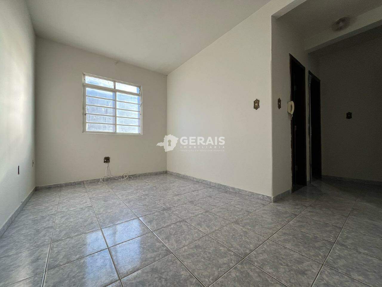 Apartamento para aluguel no JARDIM REAL: 03- SALA