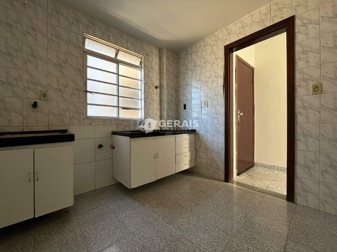 Apartamento para aluguel no JARDIM REAL: 09- COZINHA