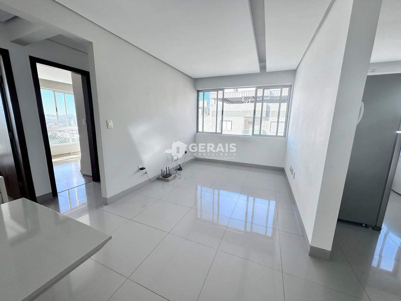 Apartamento para aluguel no SÃO JOSÉ: 03 - SALA