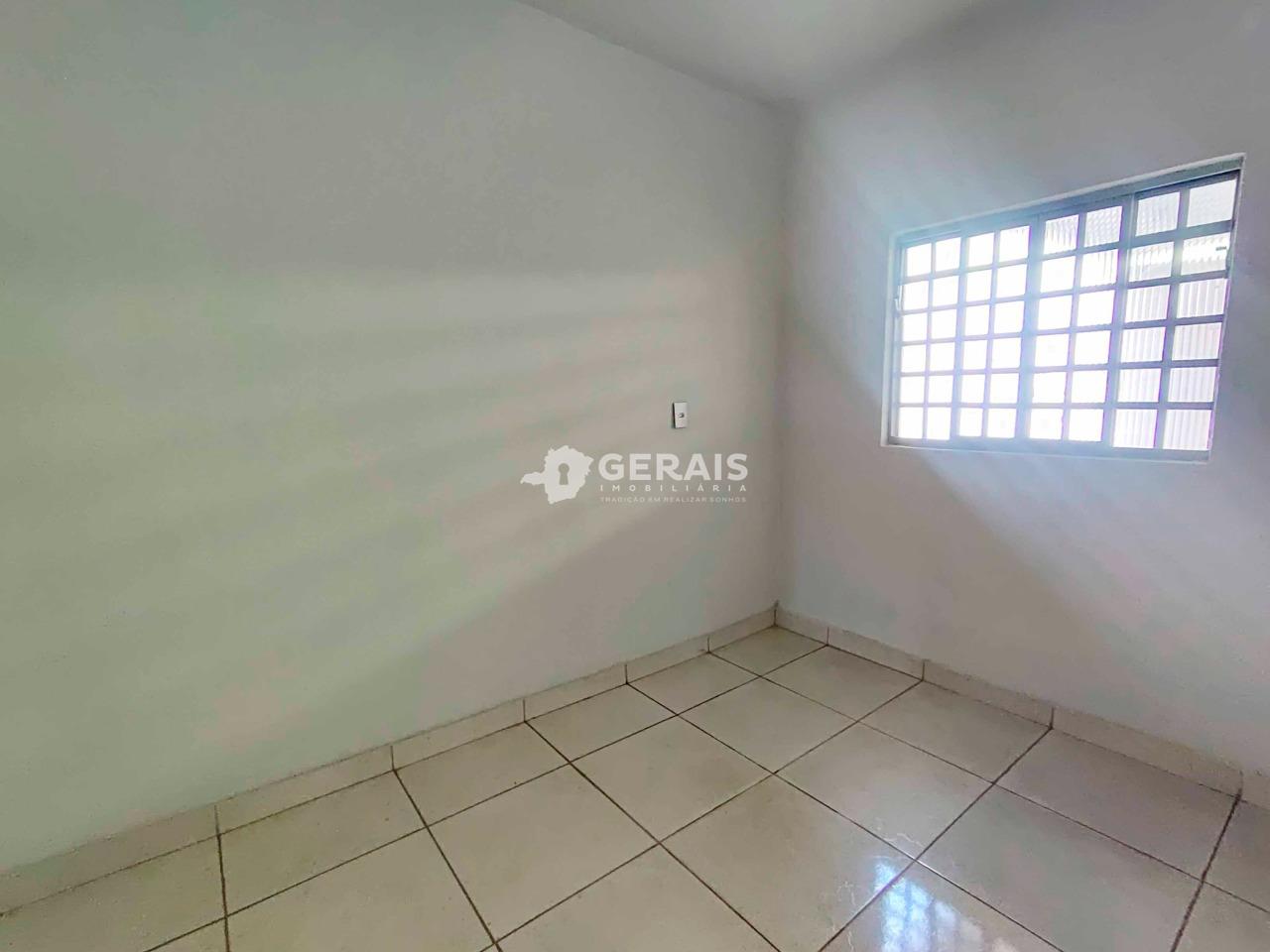 Casa para aluguel no SANTO ANDRE: 04 - QUARTO 01