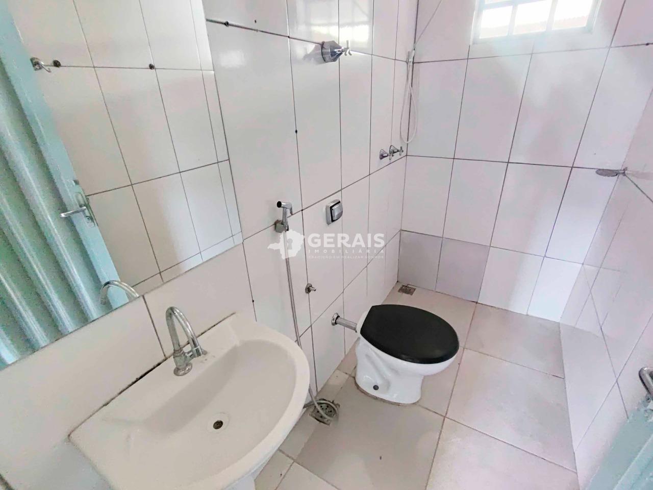 Casa para aluguel no SANTO ANDRE: 07 - BANHO SOCIAL