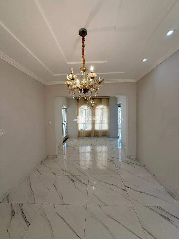 Casa para aluguel no SANTA ROSA: 03- SALA
