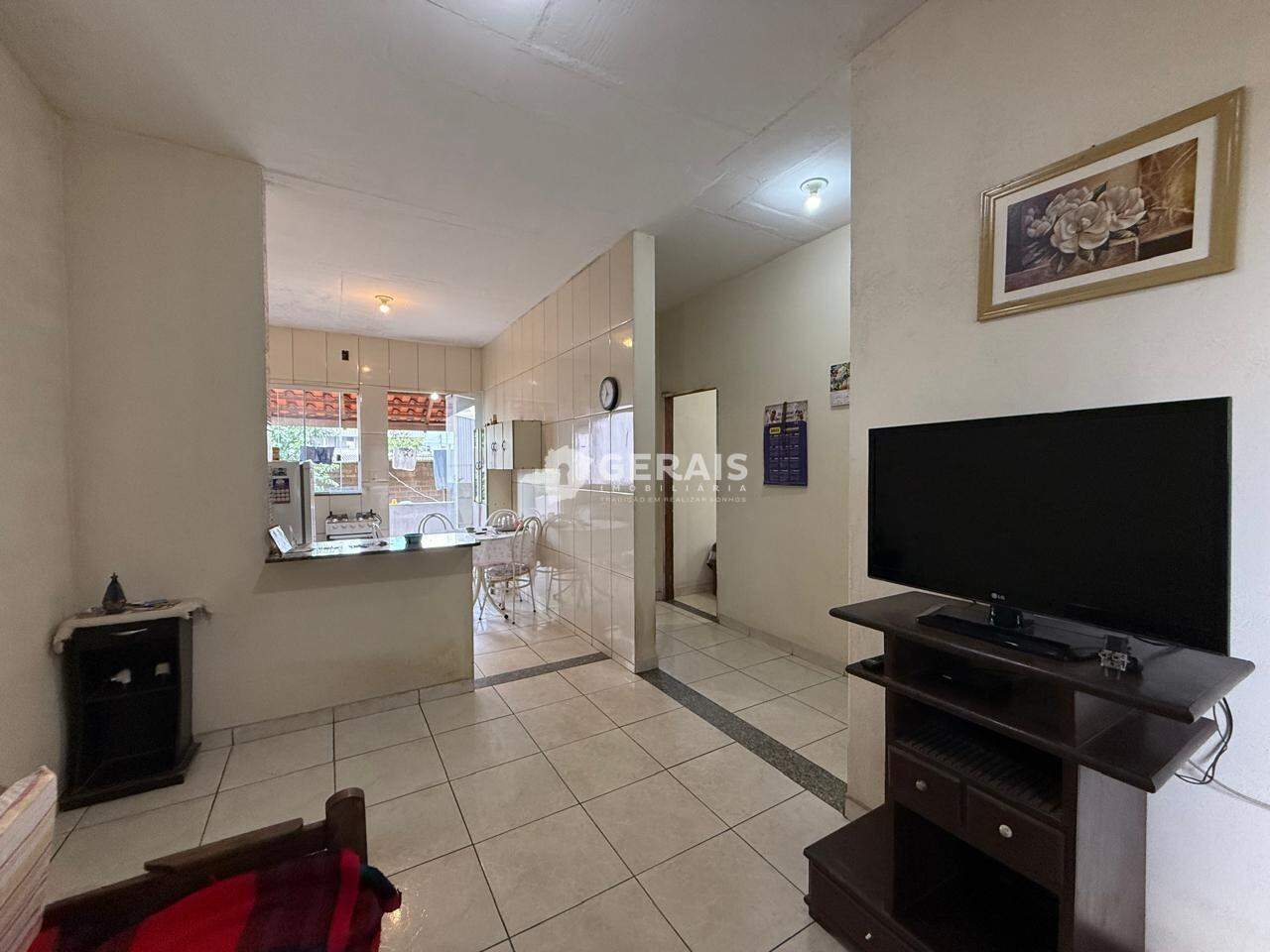 Casa à venda no RANCHO ALEGRE: 04- SALA