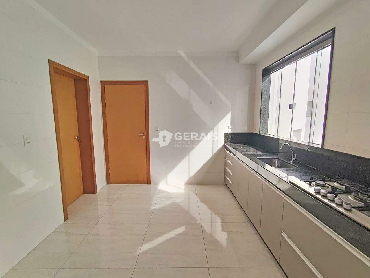 Apartamento para aluguel no SIDIL: 09- COZINHA