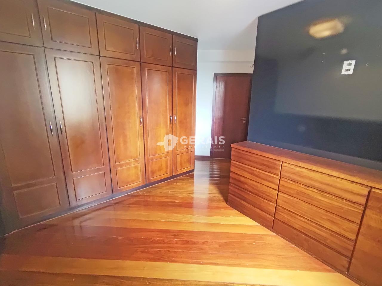 Apartamento para aluguel no CENTRO: 07- QUARTO SUÍTE 01