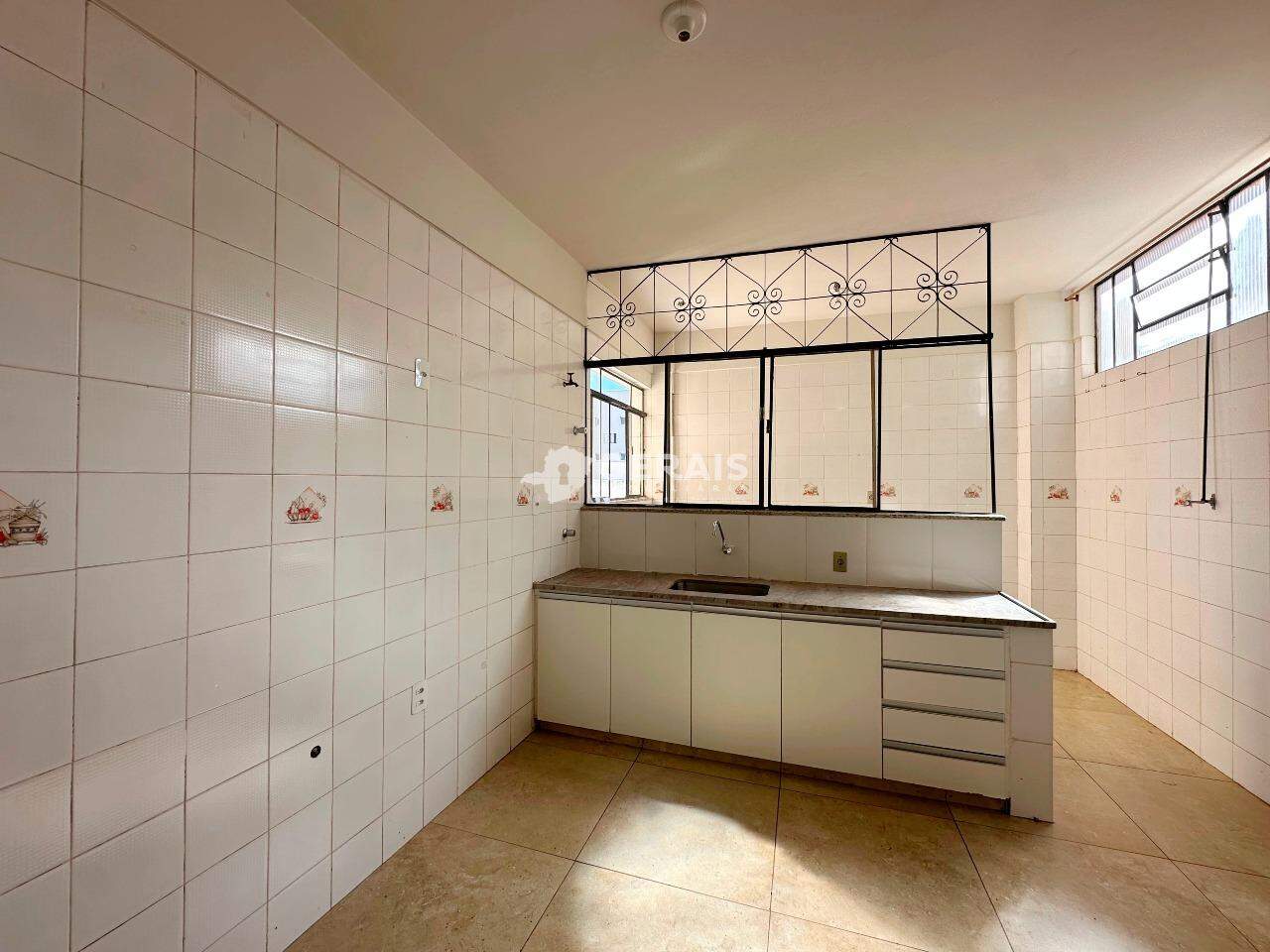 Apartamento à venda no CENTRO: 03- COZINHA