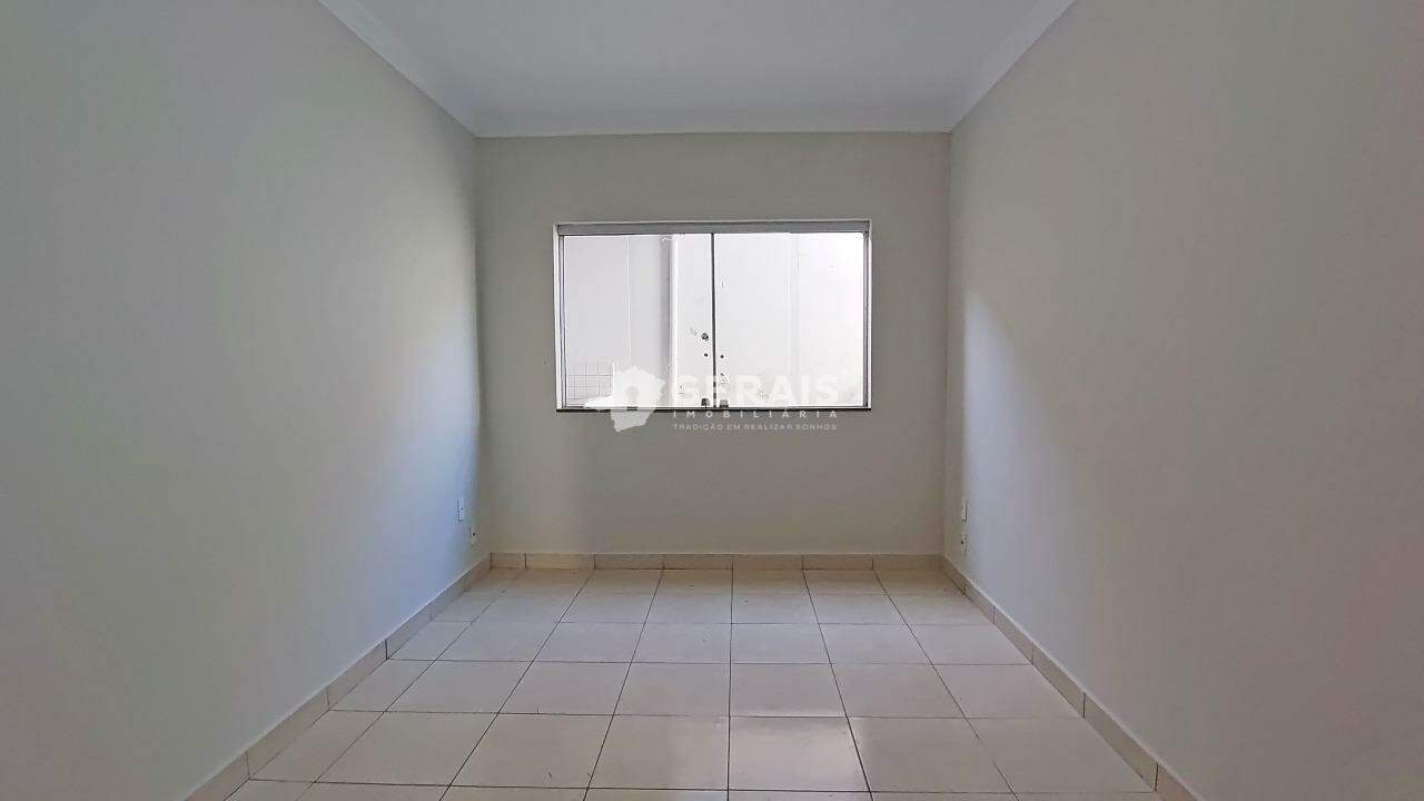 Casa Comercial para aluguel no SÃO JOSÉ: 05- QUARTO 02