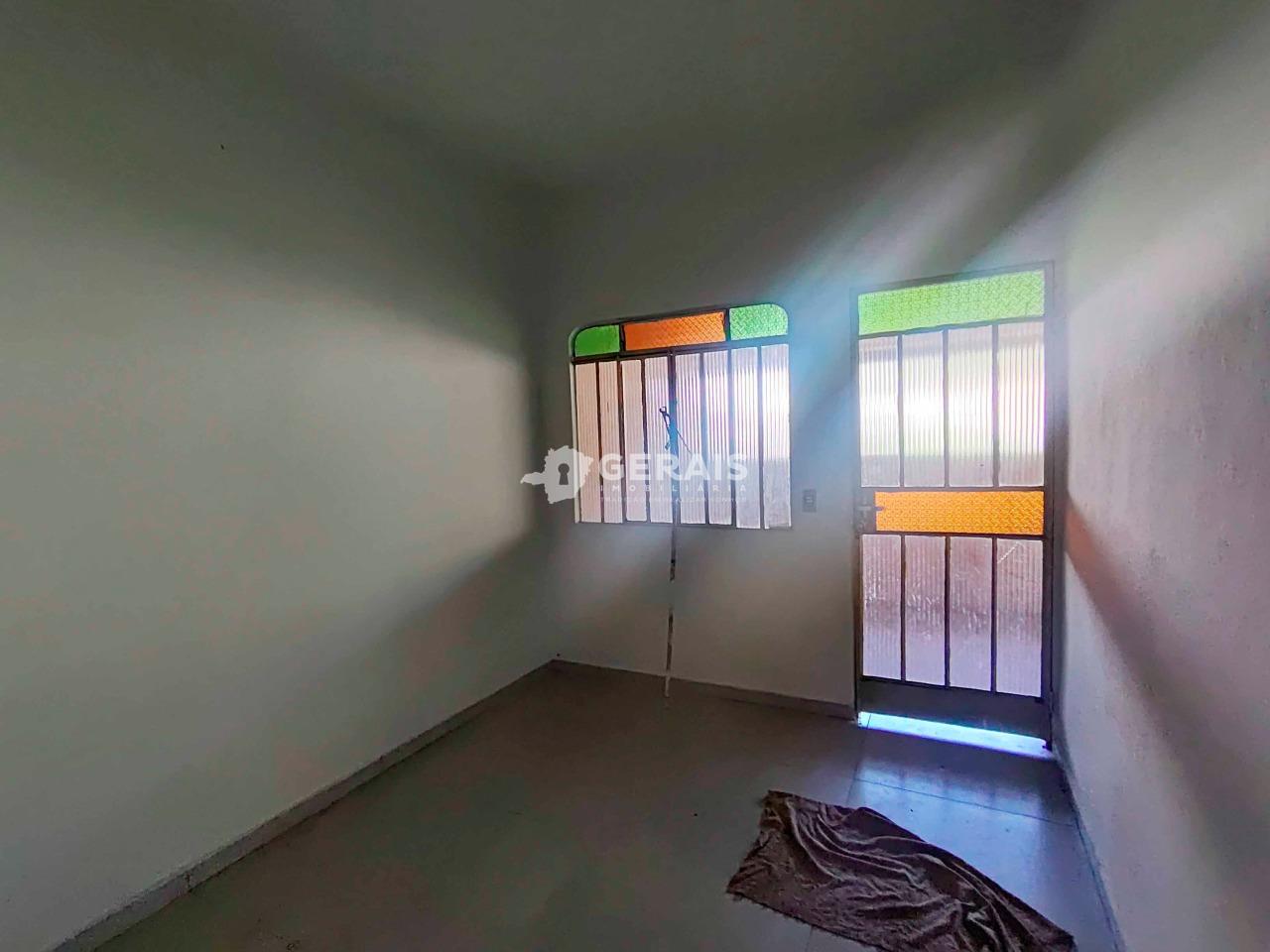 Casa para aluguel no VALE DO SOL: 03- SALA