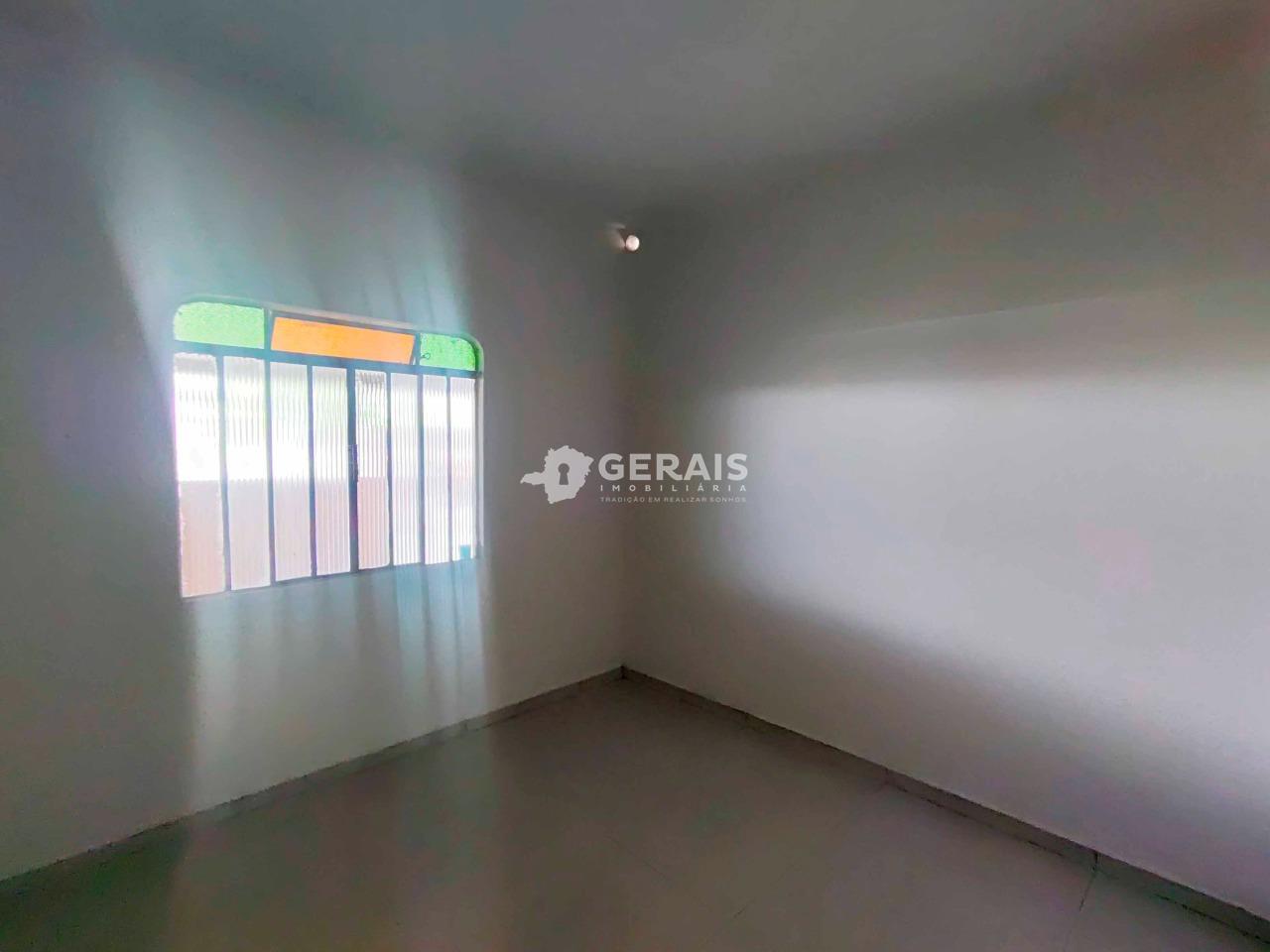 Casa para aluguel no VALE DO SOL: 05- QUARTO 01