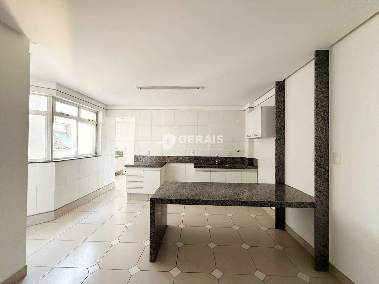 Apartamento à venda no SANTO ANTÔNIO: 04- COZINHA