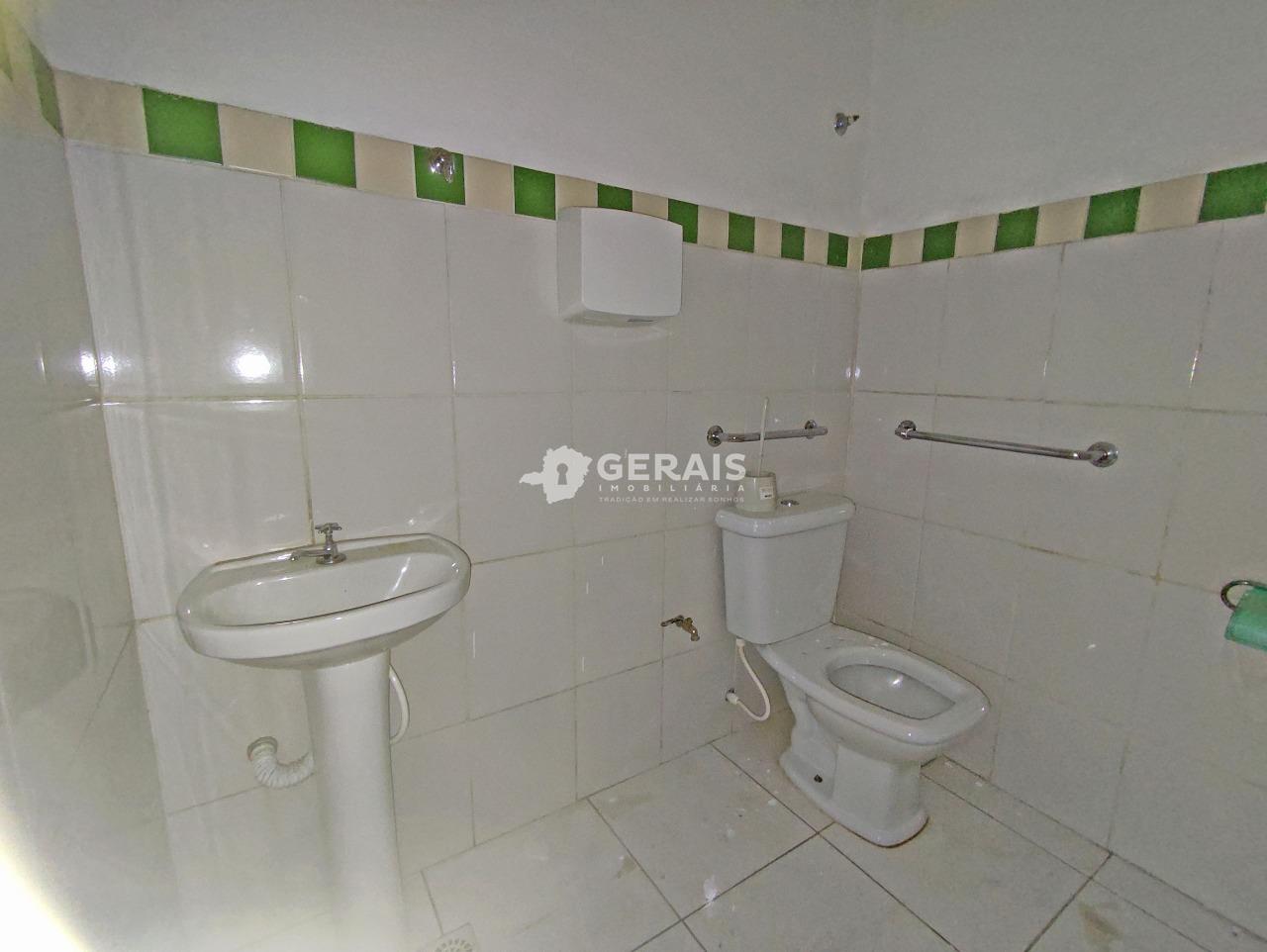 Loja para aluguel no SÃO JOSÉ: 06 - BANHEIRO SOCIAL 01 