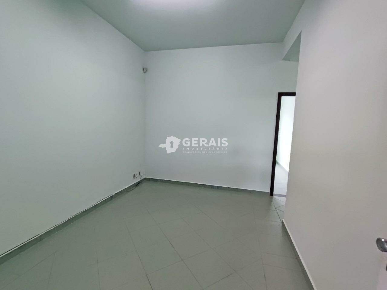 Casa para aluguel no SANTA ROSA: 03- SALA