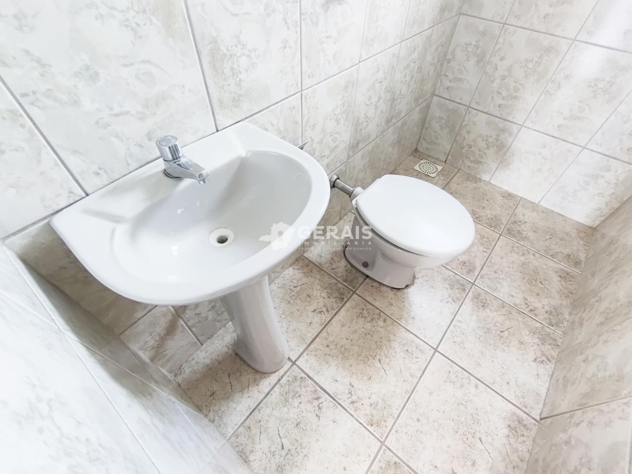 Loja para aluguel no TIETE: 05 - BANHEIRO