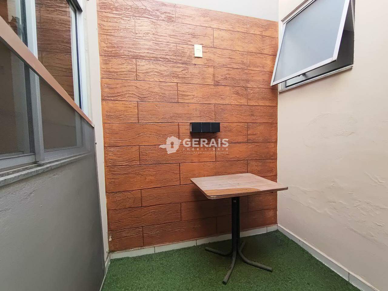 Casa para aluguel no VILA ROMANA: 05 - ÁREA DE CLARIDADE