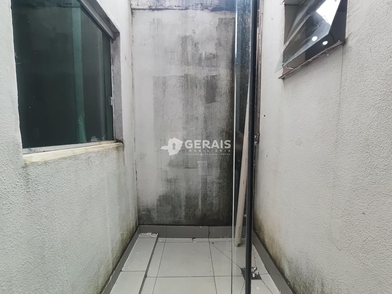 Casa para aluguel no NITERÓI: 09 - ÁREA DE CLARIDADE