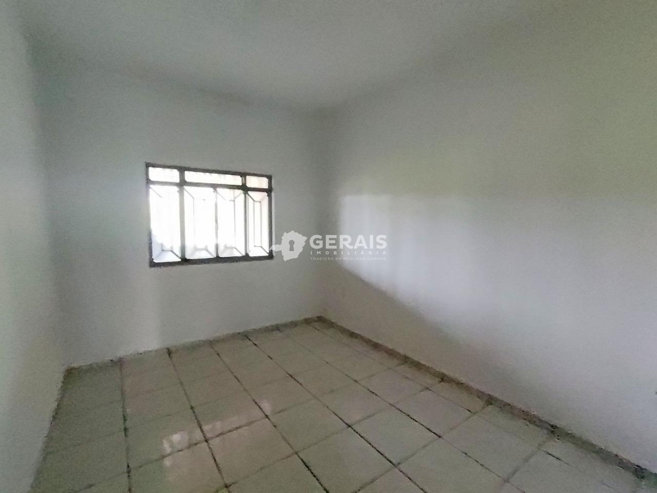 Casa para aluguel no JARDINOPOLIS: 06 - QUARTO SUÍTE