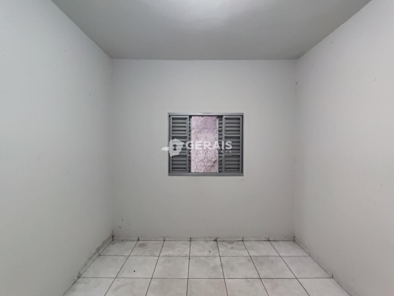 Casa para aluguel no Jeferson Batista de Freitas: 05- QUARTO 02